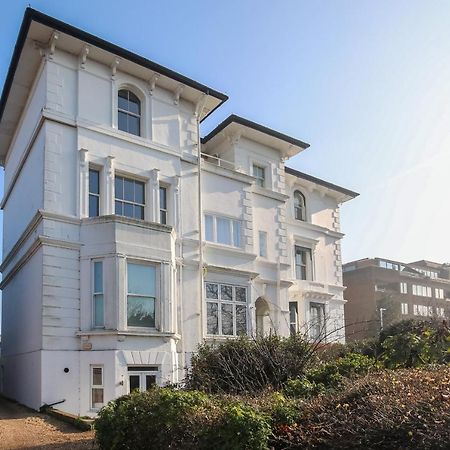 Riverside Central Kingston Flat 1B Surbiton 외부 사진