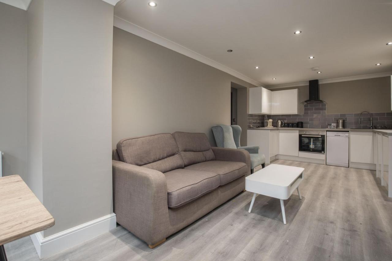 Riverside Central Kingston Flat 1B Surbiton 외부 사진